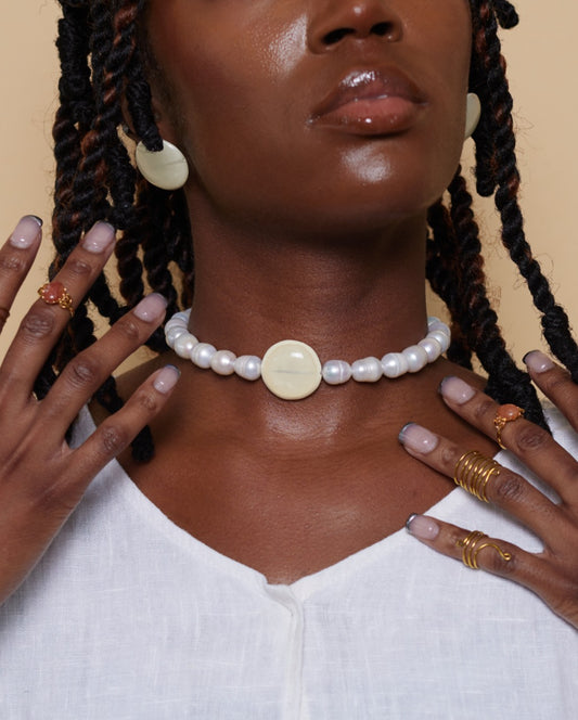 Palmi Choker image 1