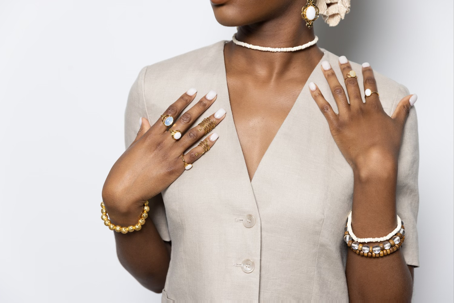 Coco Shell Choker - White image 3
