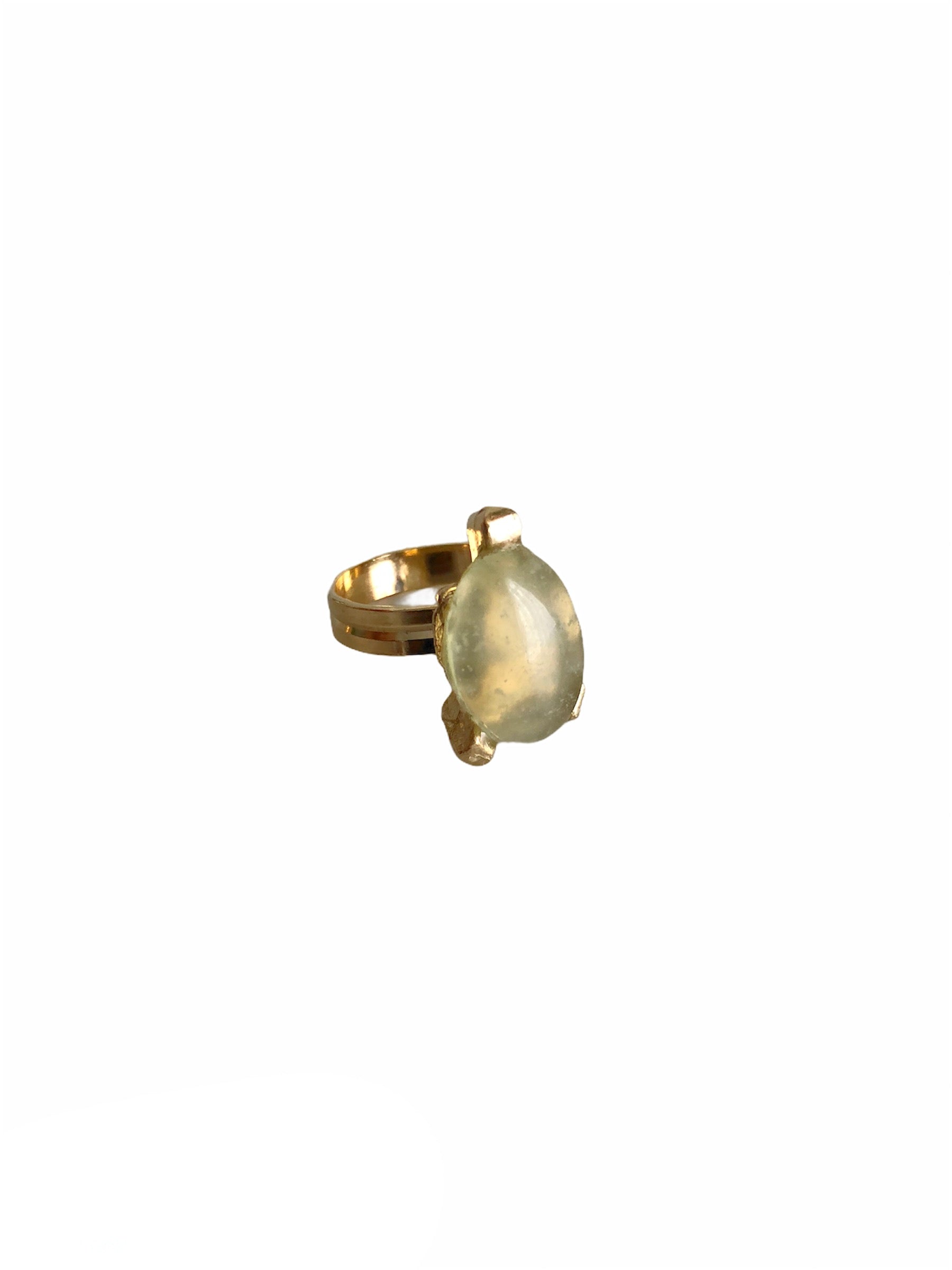 Easel Ring image 0