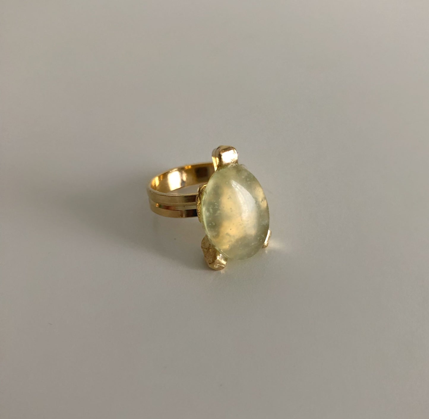 Easel Ring image 1