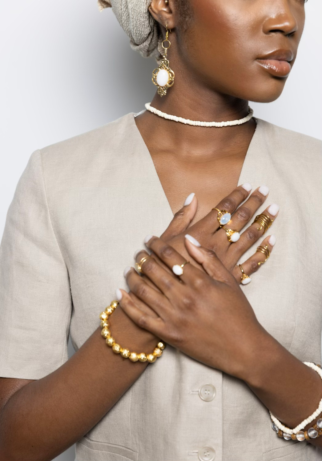 Coco Shell Choker - White image 1