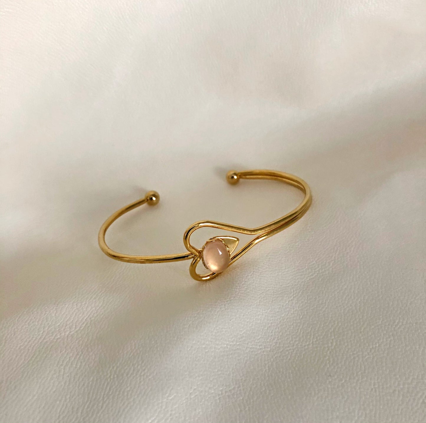 HeartU Gem Cuff image 1