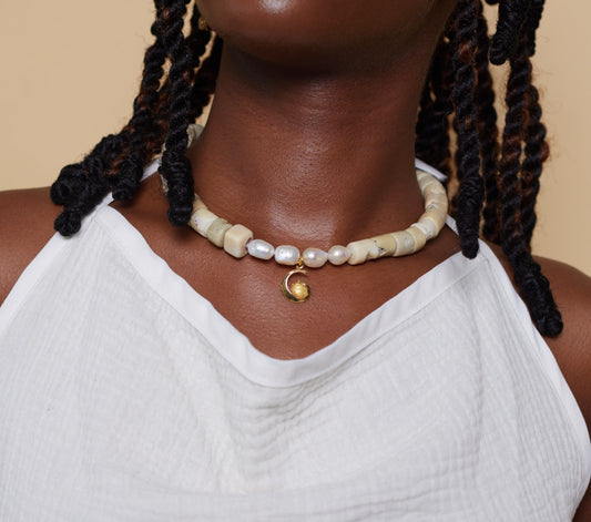 Coral Pearl Uri Choker